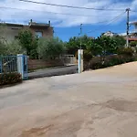 Leozeka 4*