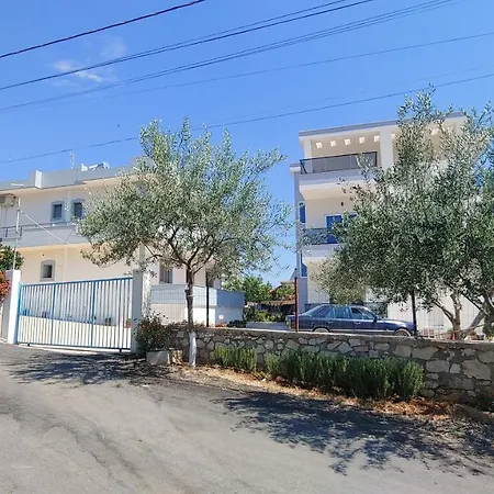 Πανσιόν Leozeka