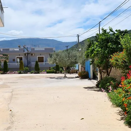 Leonel Zeka Guest house