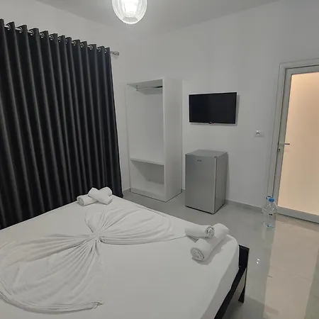 Leonel Zeka Guest house *