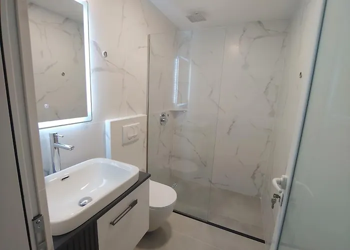 Affittacamere Leonel Zeka Ksamil