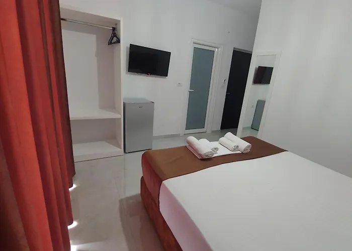 Leonel Zeka Affittacamere 4*